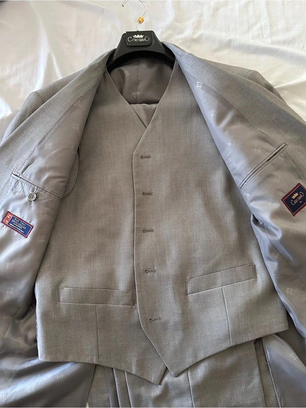 Gray Men's 3-piece Carlo Lusso Suit (Never Worn)